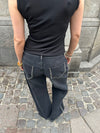 Nuka jeans med nitter - Sort