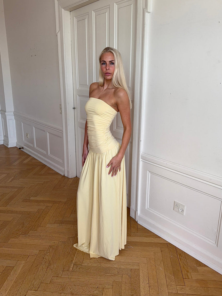 Solara kjole – Lys gul