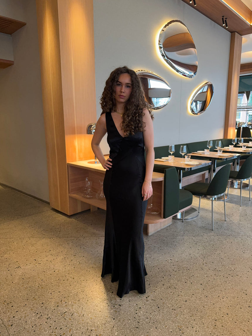 Miana maxi satin kjole - Sort