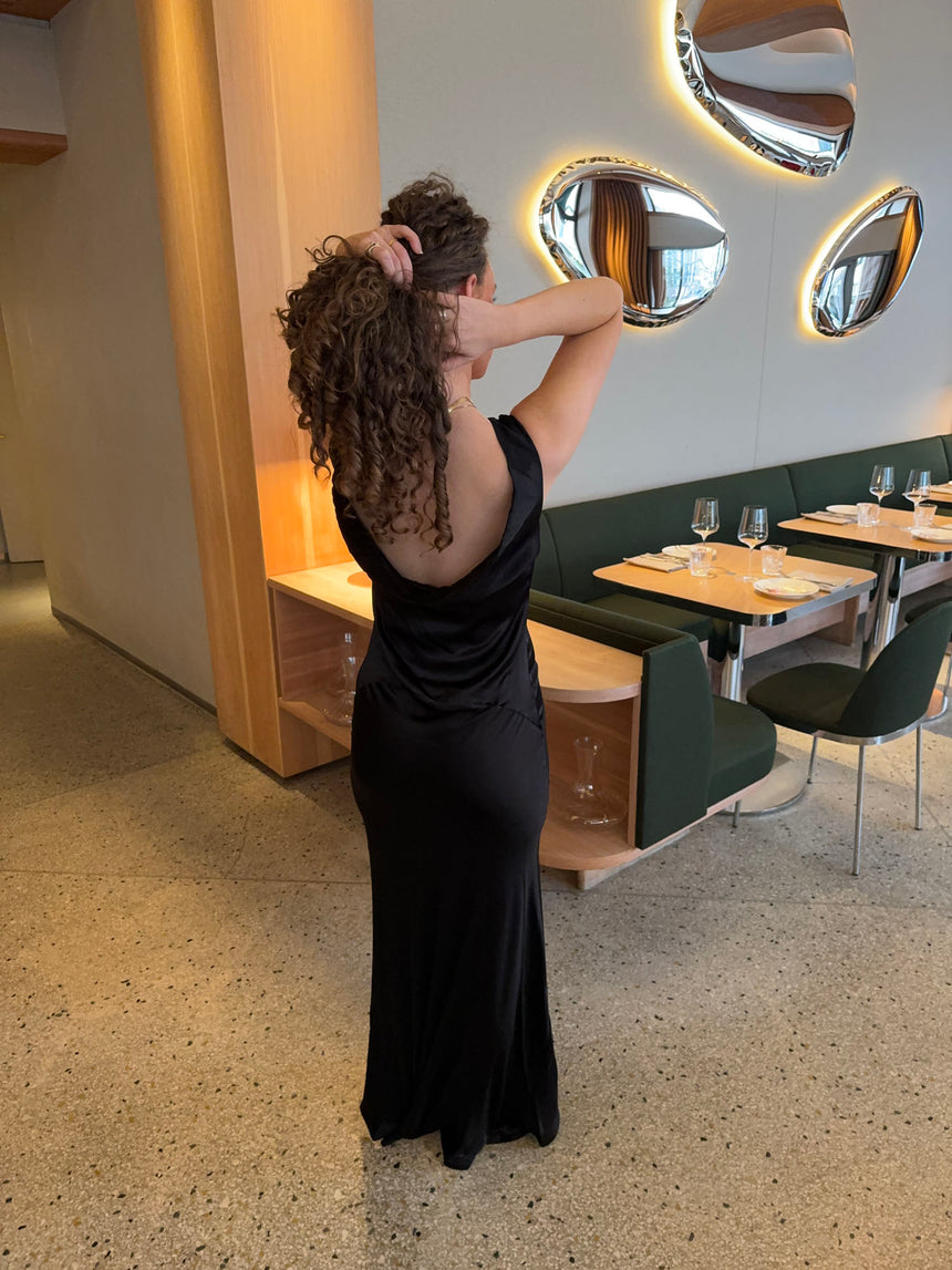 Miana maxi satin kjole - Sort