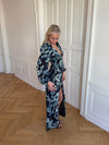 Floral kjole med blomster - Navy/hvid