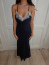 Tena kjole med blonde detaljer - Navy/hvid