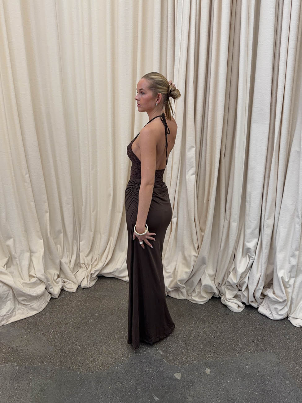 Camillene kjole med blonder - Brun