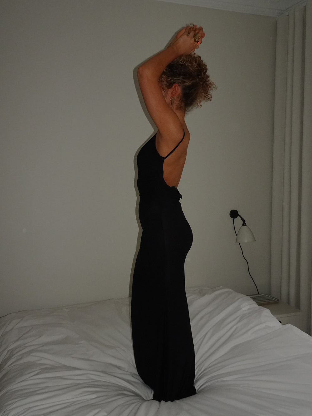 Marajana kjole med dyb blonde ryg - Sort