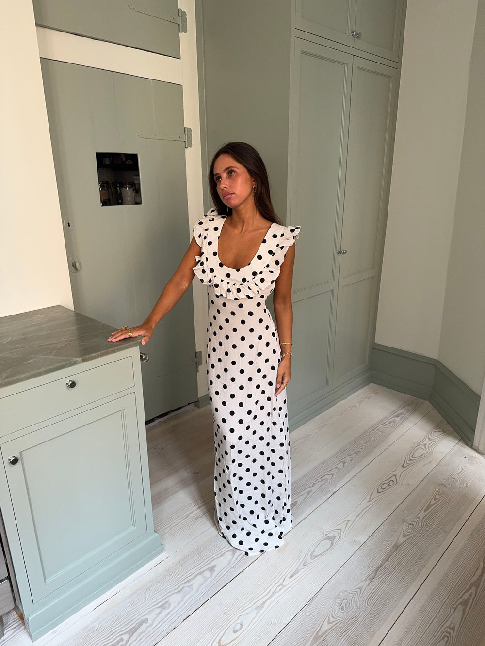 Luna kjole med polka prikker - Hvid/sort