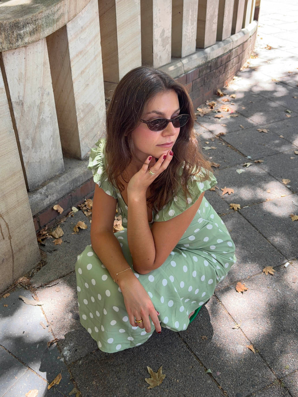 Luna kjole med polkaprikker - Grøn/hvid