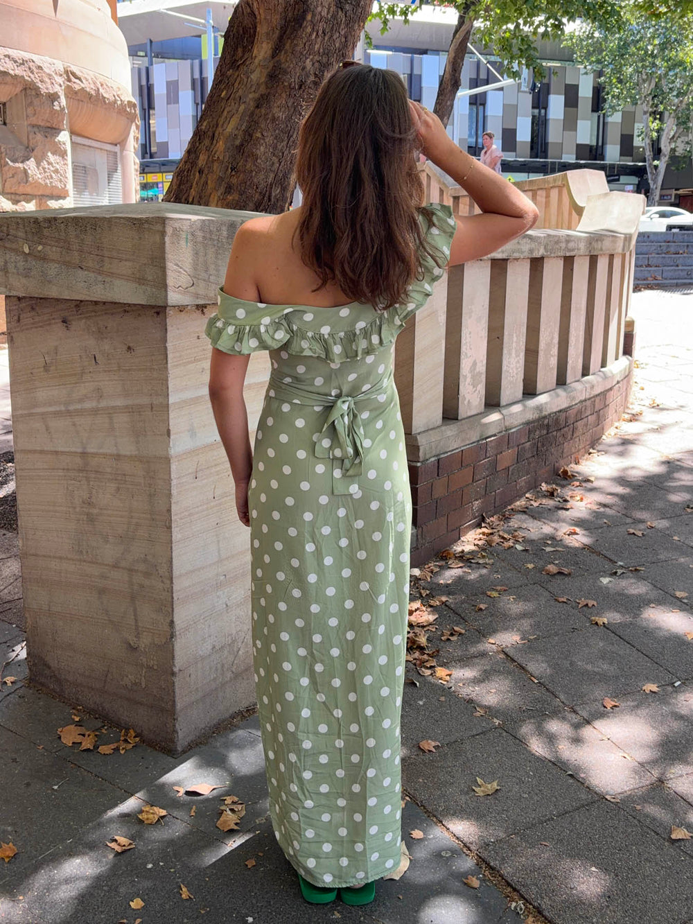 Luna kjole med polkaprikker - Grøn/hvid