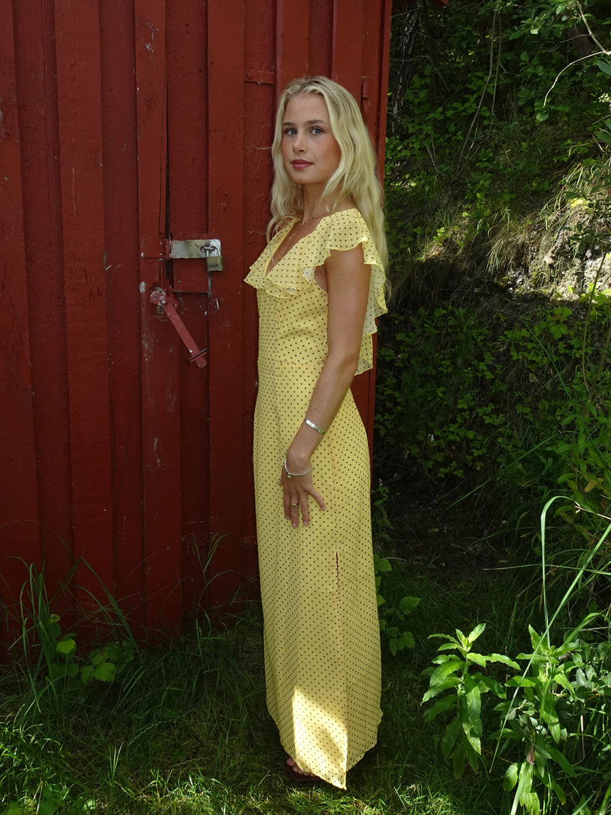 Romilly kjole med små prikker - Gul/sort