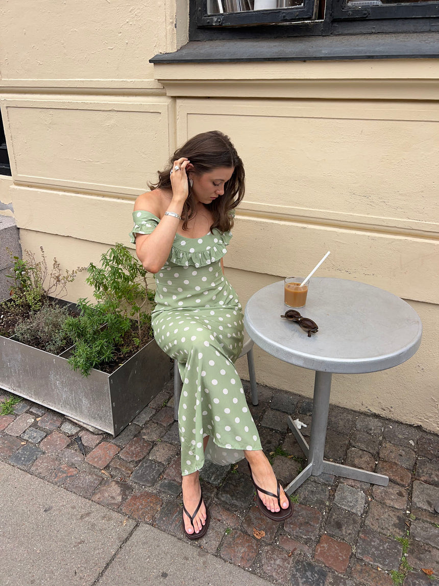 Luna kjole med polka prikker - Grøn/hvid