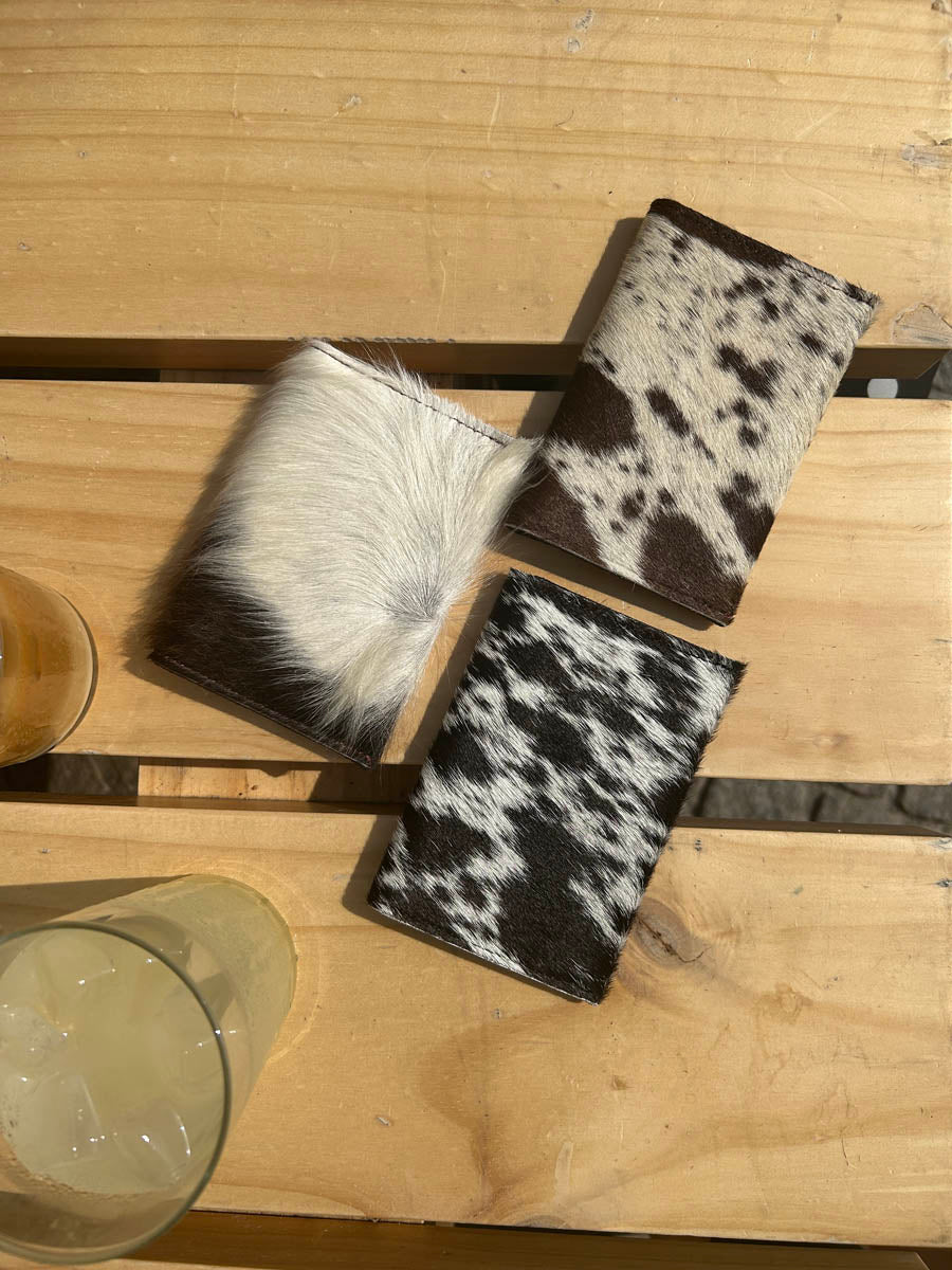 Nuvia pung i koskind med knap - Brun/hvid
