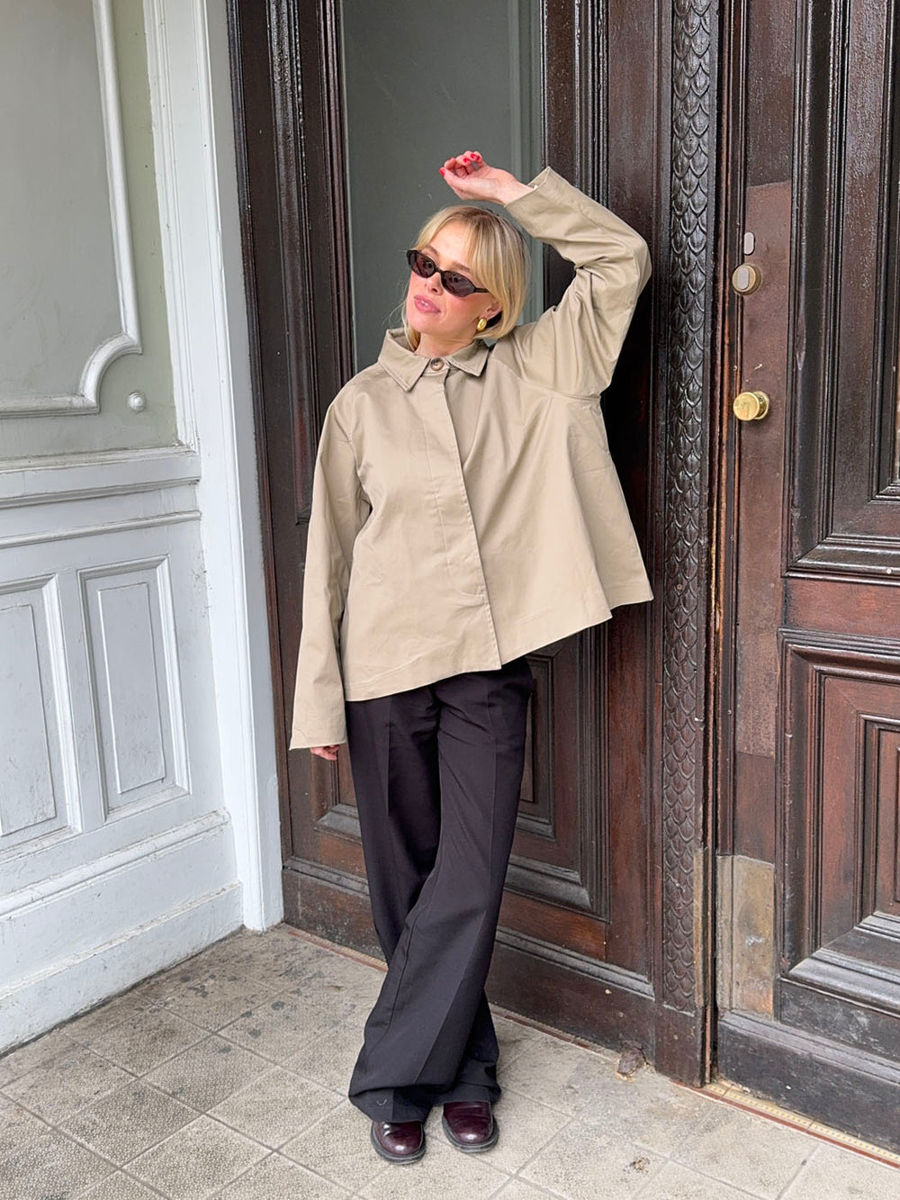 Monica kort trenchcoat - Beige