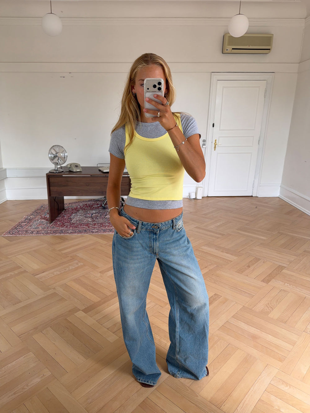 Yvina lavtaljede jeans - Lys denim