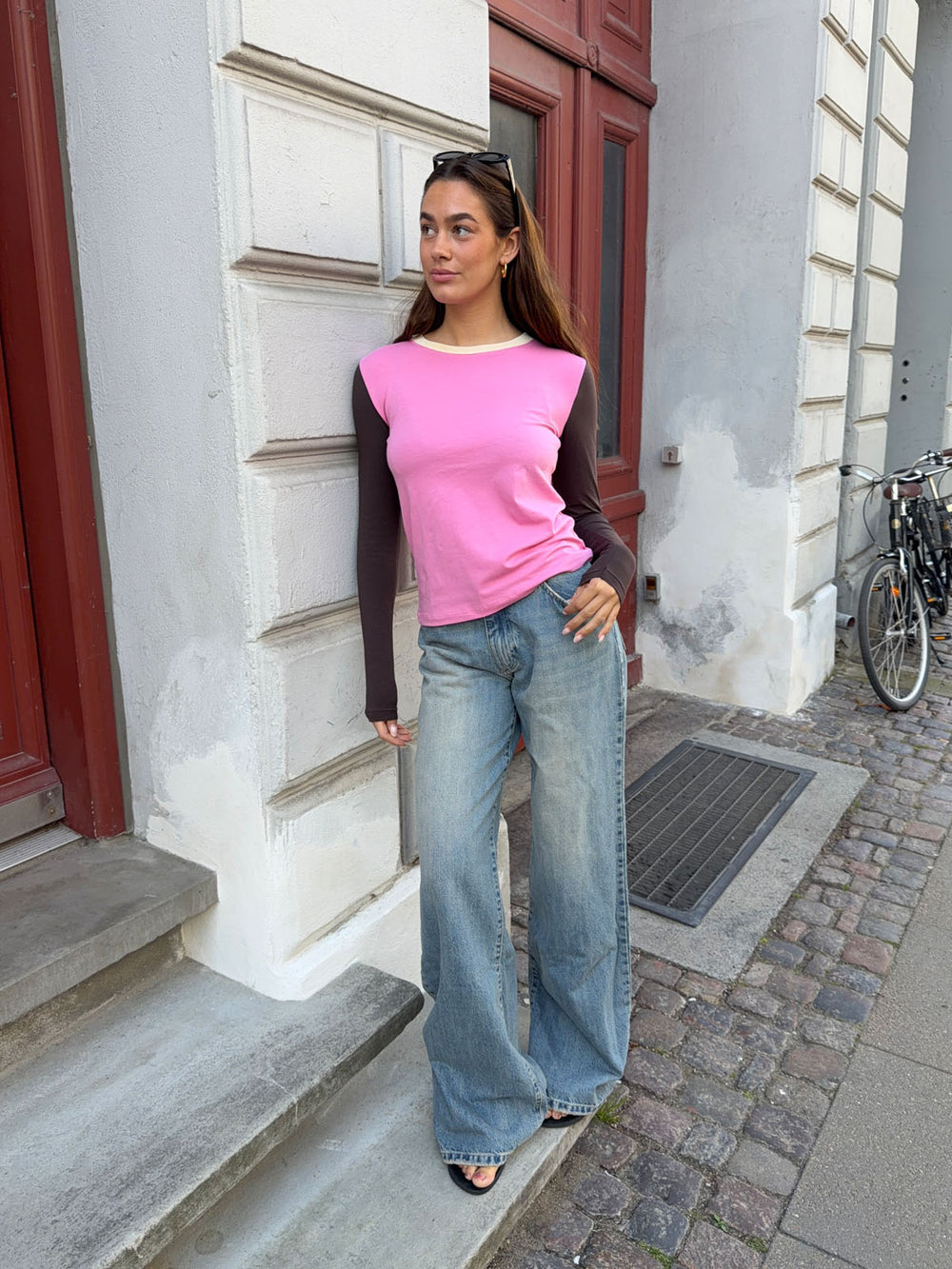 Alaia lavtaljede jeans med lyndetalje - Lys denim