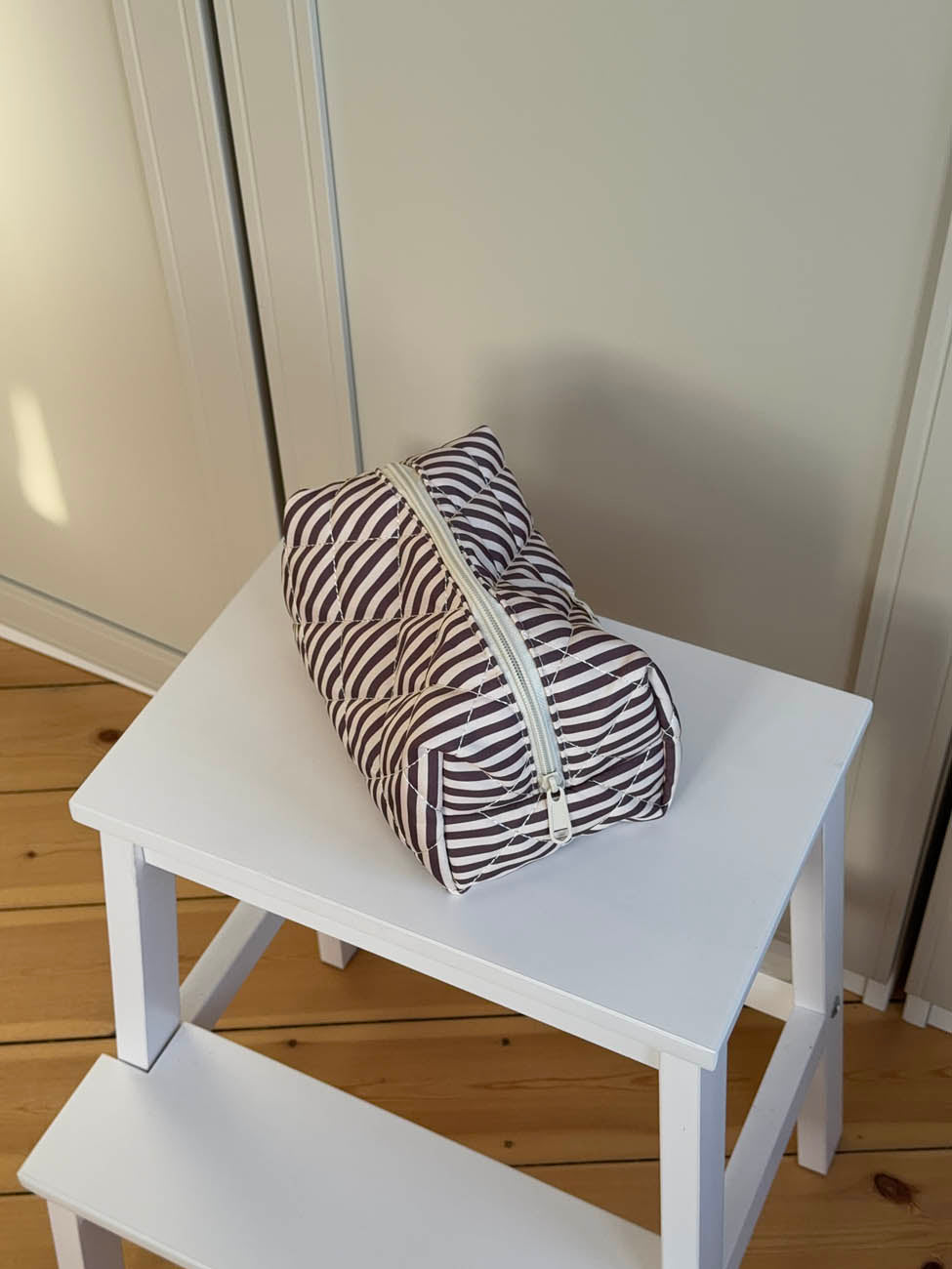 Honey lille toilettaske med striber - Beige/brun