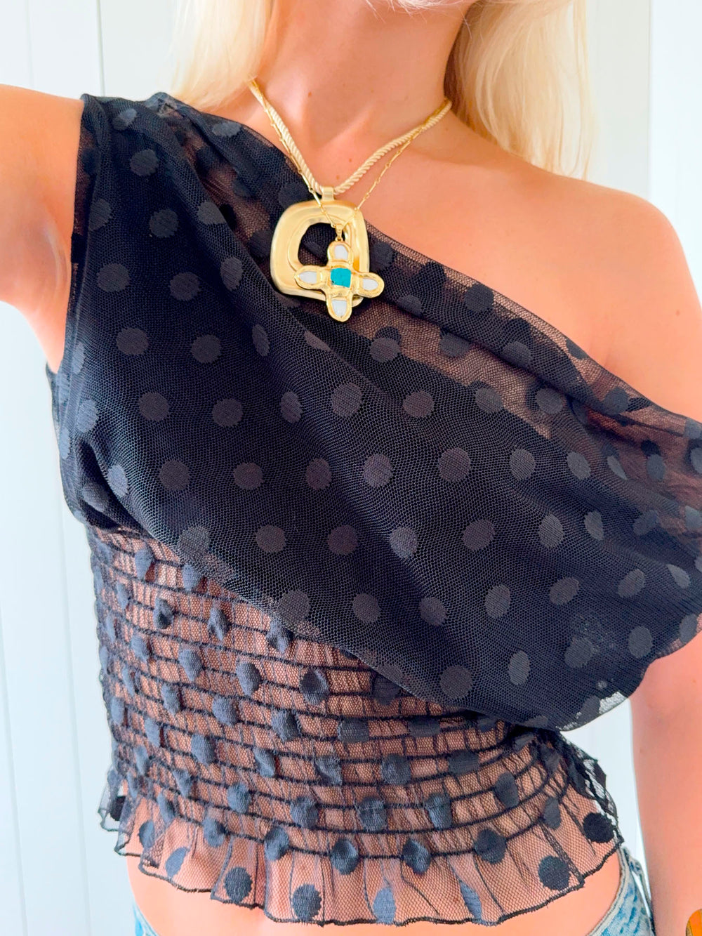 Scandivv mesh top med polkaprikker - Sort