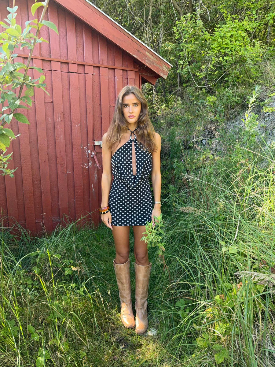 Lukka mini kjole med polka prikker - Sort/hvid