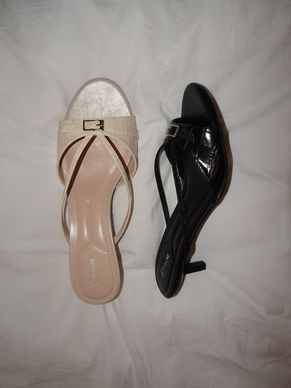 Teleo minihæle med spændedetalje - Sort