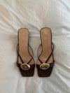 Annaline mules med gulddetalje - Brun/guld