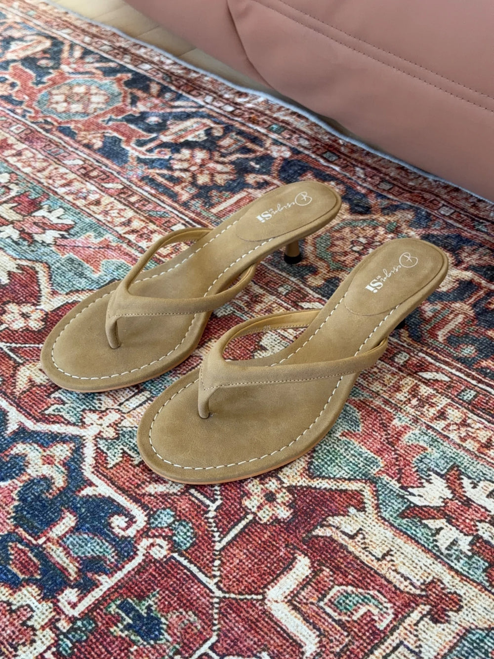 Nadira sandal med hæl - Lysebrun