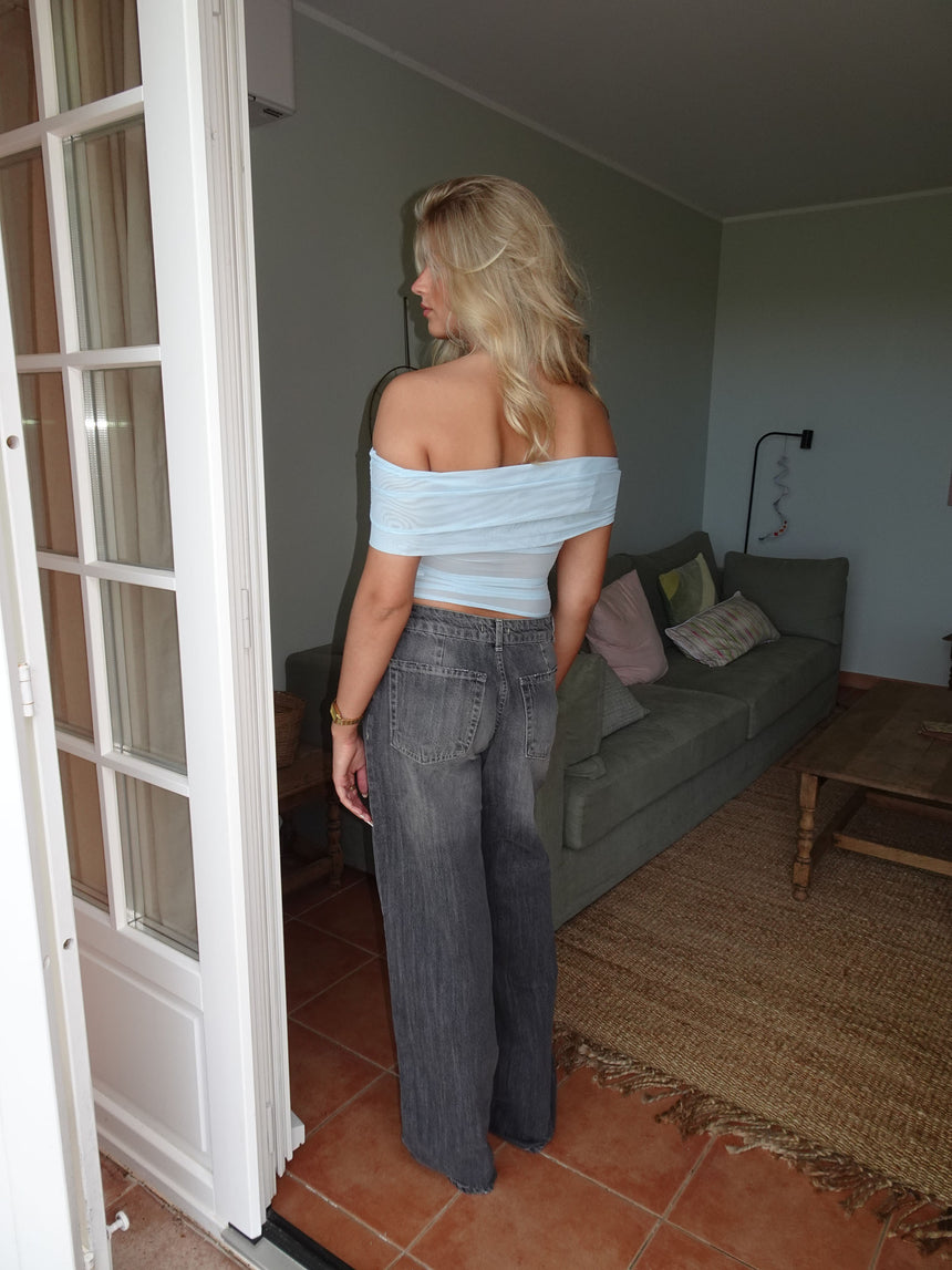 Victoire off shoulder top i mesh - Lyseblå
