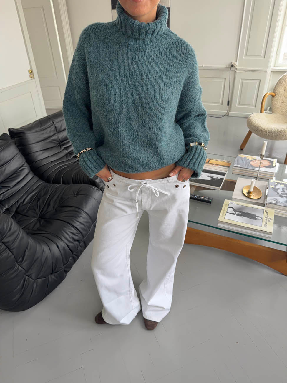 Valdamara oversized striktrøje med turtleneck - Blå