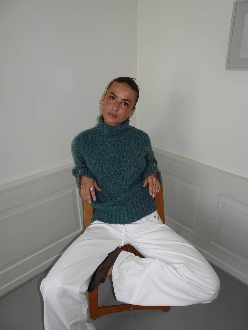 Valdamara oversized striktrøje med turtleneck - Blå