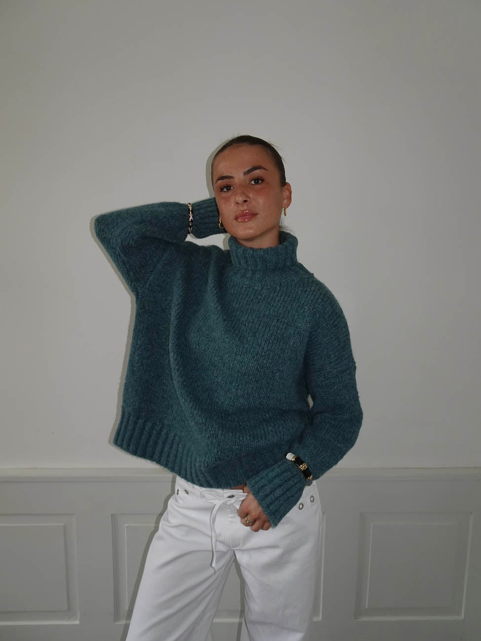 Valdamara oversized striktrøje med turtleneck - Blå