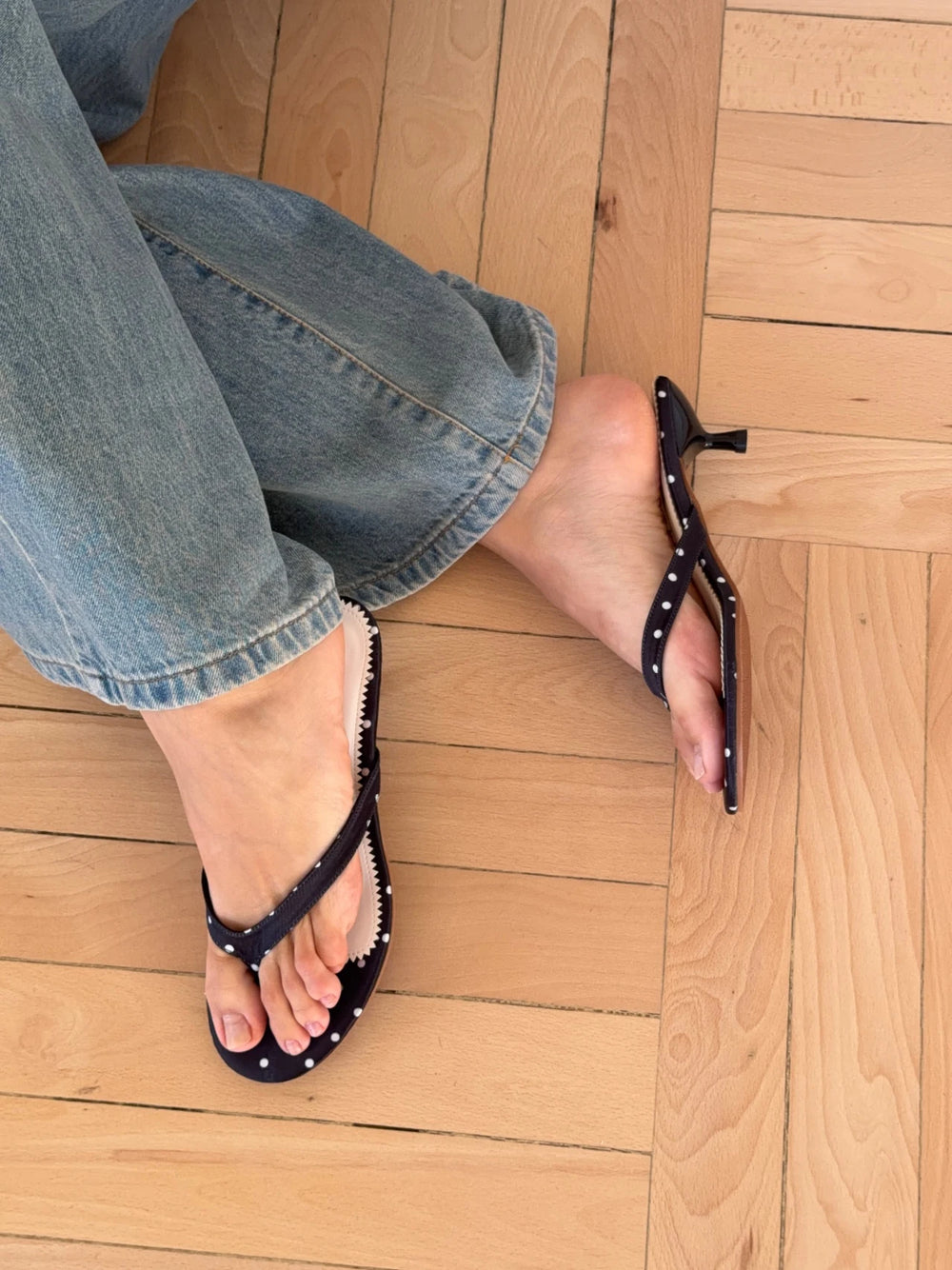 Pepita sandal med hæl og polkaprikker - Sort/Hvid