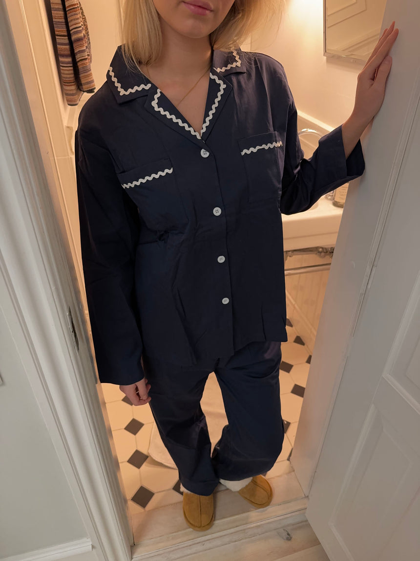 Pinja pyjamas sæt - Navy/hvid