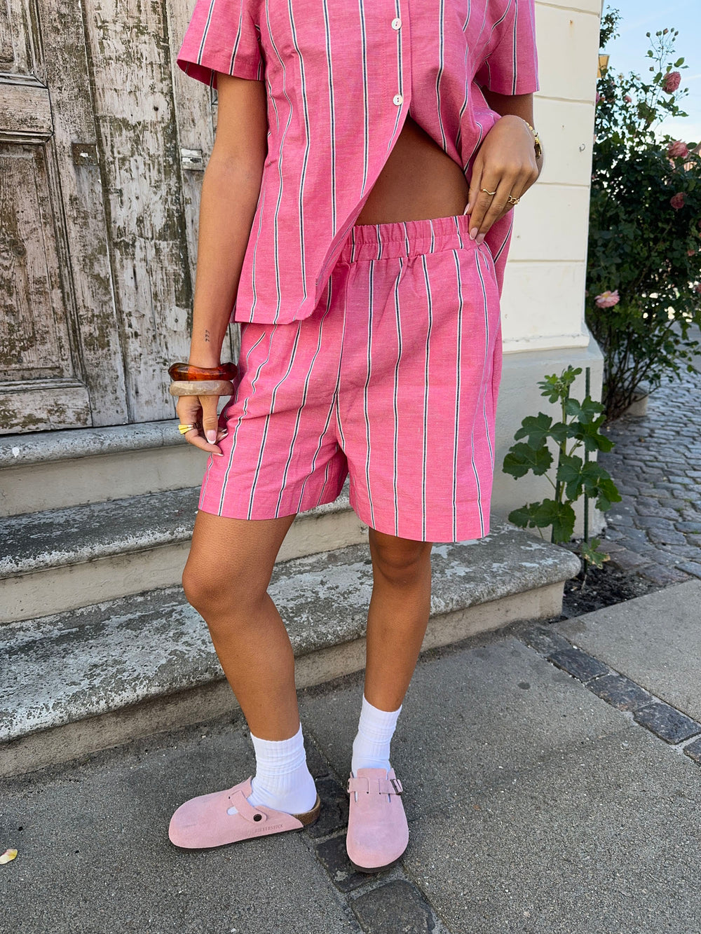 Lula shorts med striber - Pink/hvid/sort