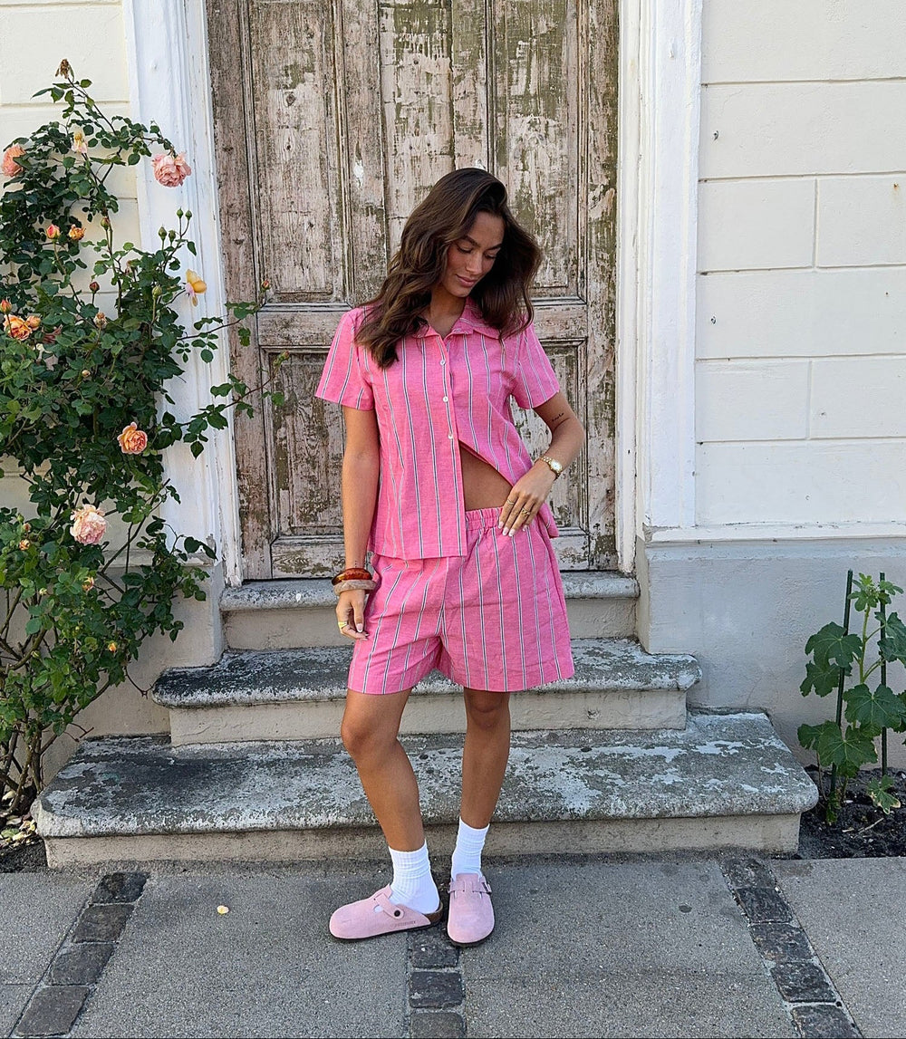 Lula shorts med striber - Pink/hvid/sort