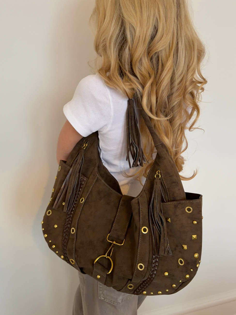 Valentina skuldertaske med nitter - Brun