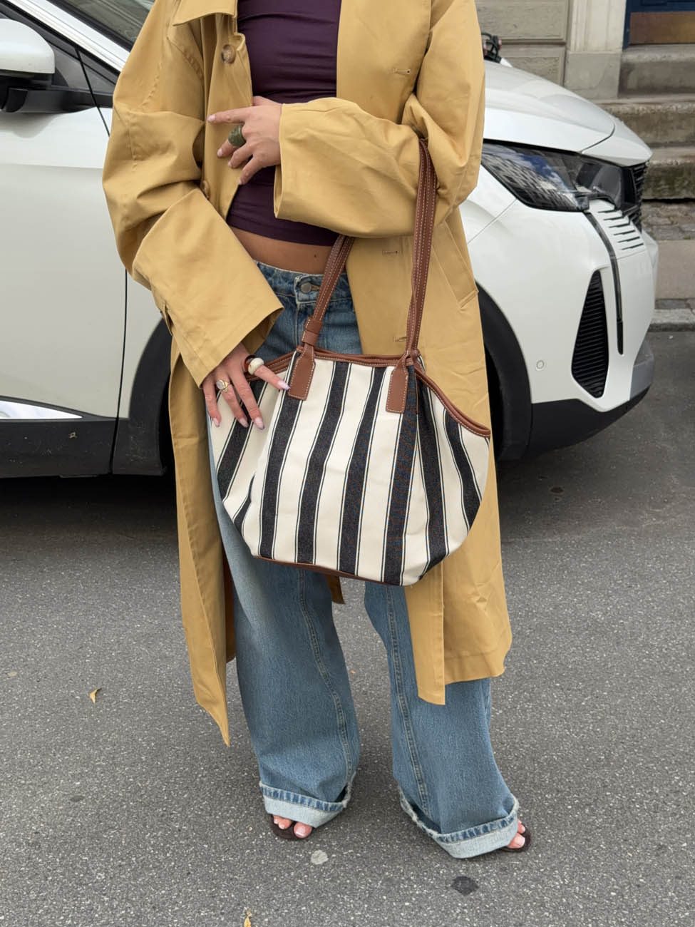 Enna skuldertaske med striber - Hvid/navy