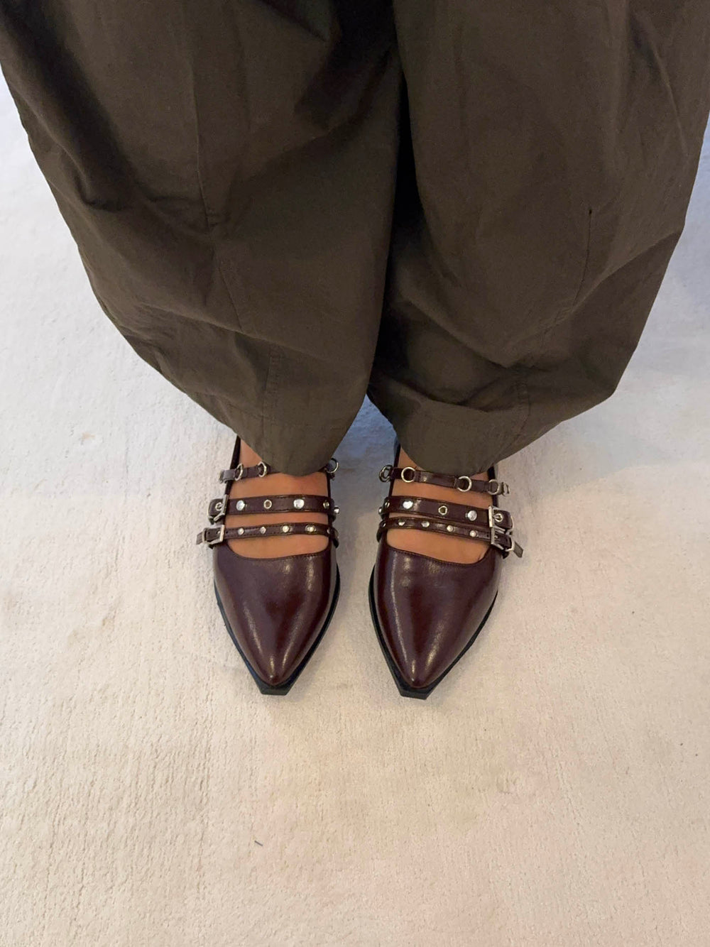 Saga slingback sandaler med spændedetaljer - Mørkerød