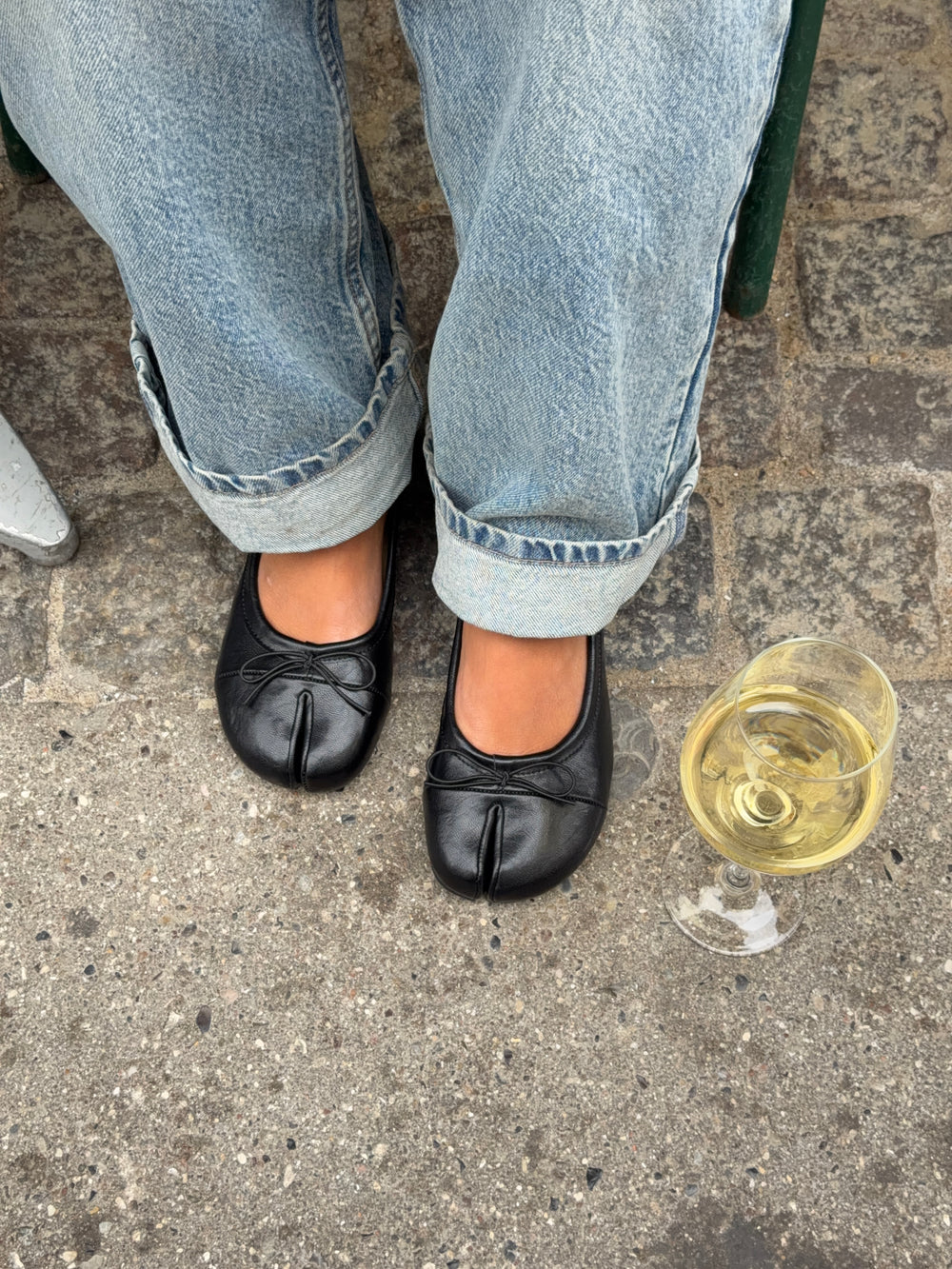 Auletta split toe ballerina med sløjfe - Sort