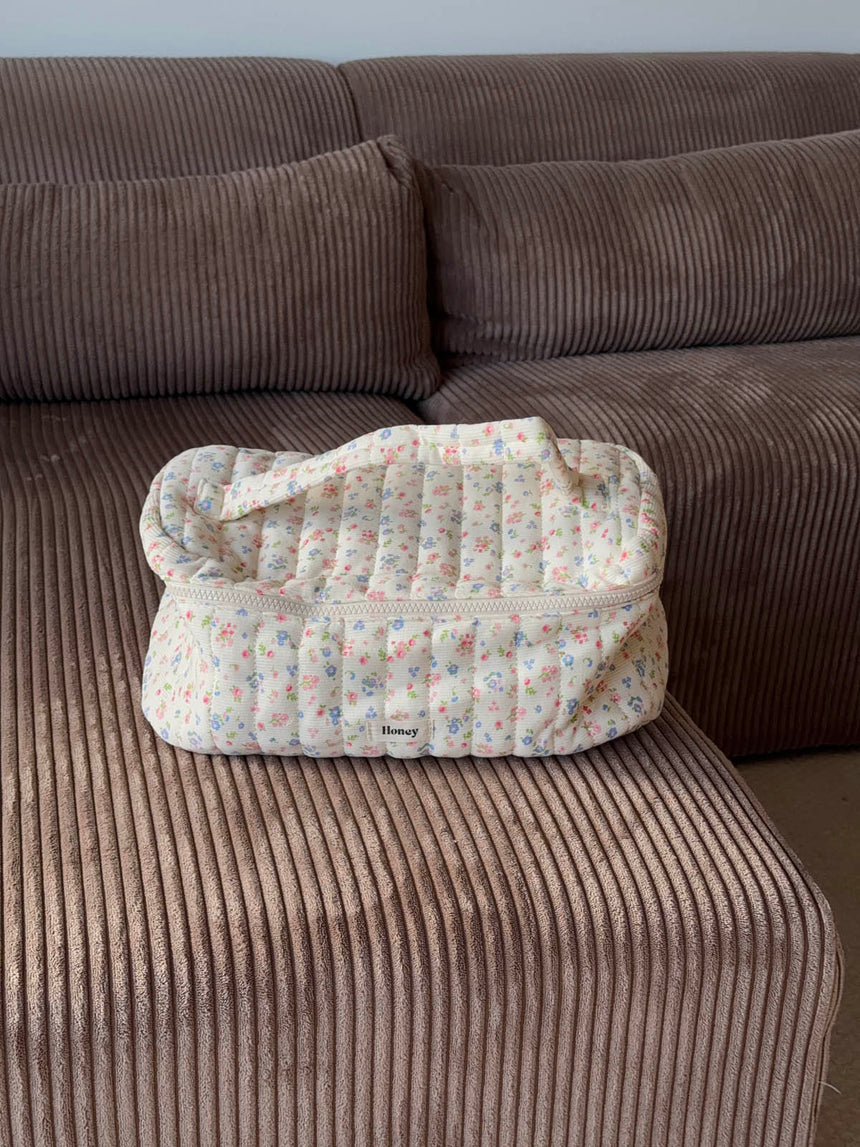 Honey stor toilettaske med hank - Hvid med blomster