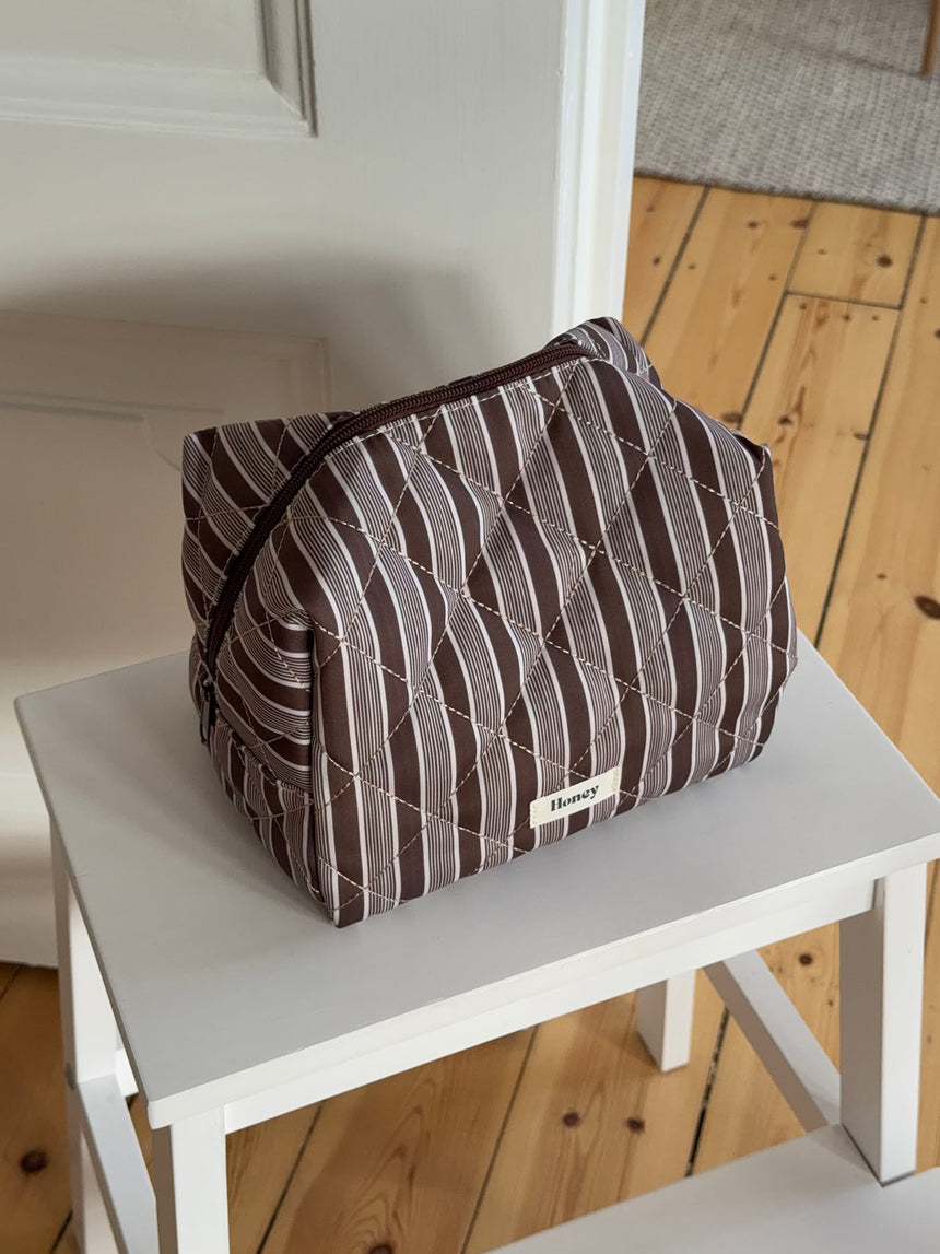 Honey stor toilettaske med striber - Brun/hvid