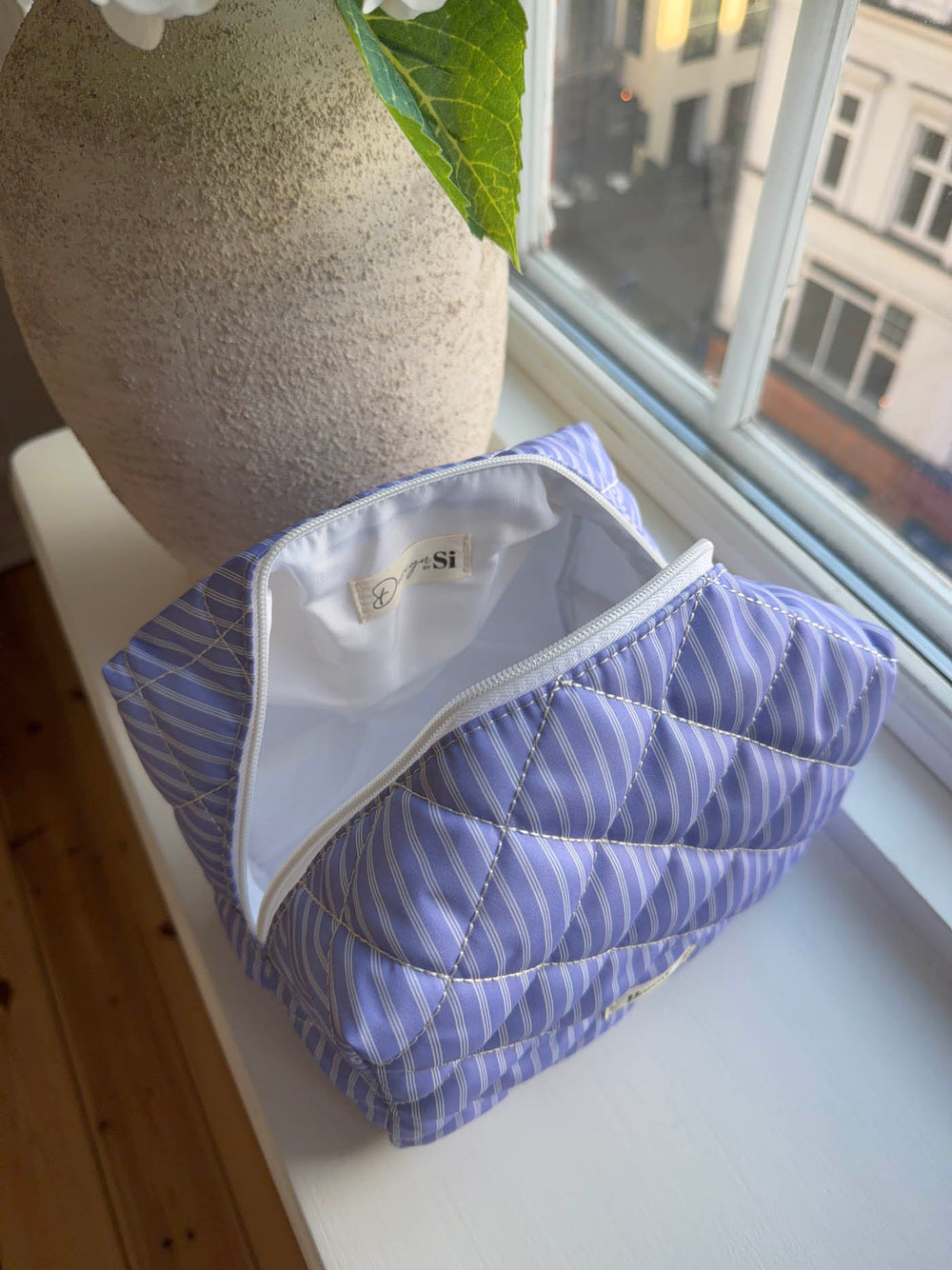 Honey stor toilettaske med striber - Blå/hvid
