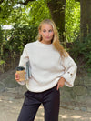 Carina strik med ærmedetalje - Beige