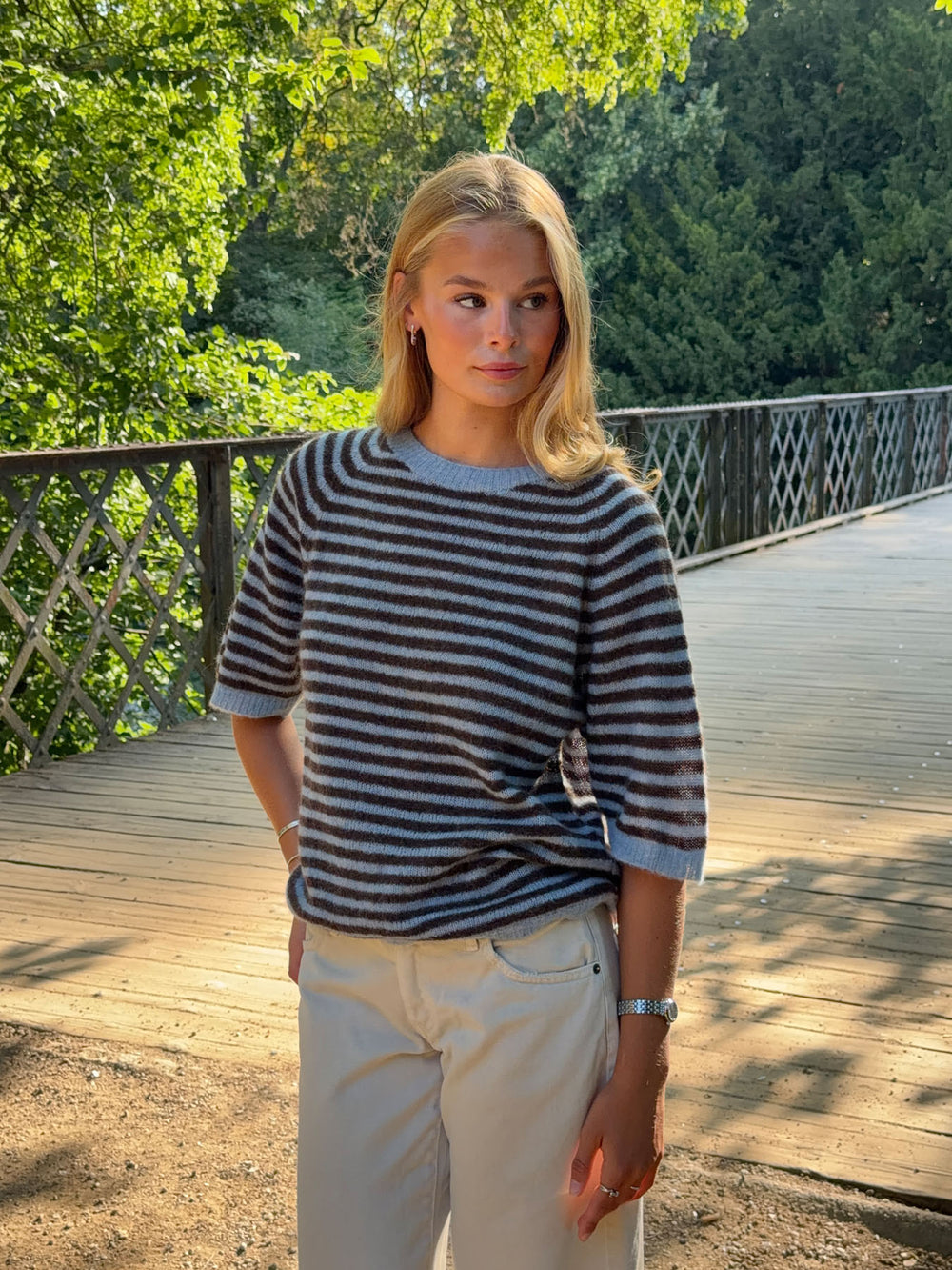 Almy strik med striber - Blå