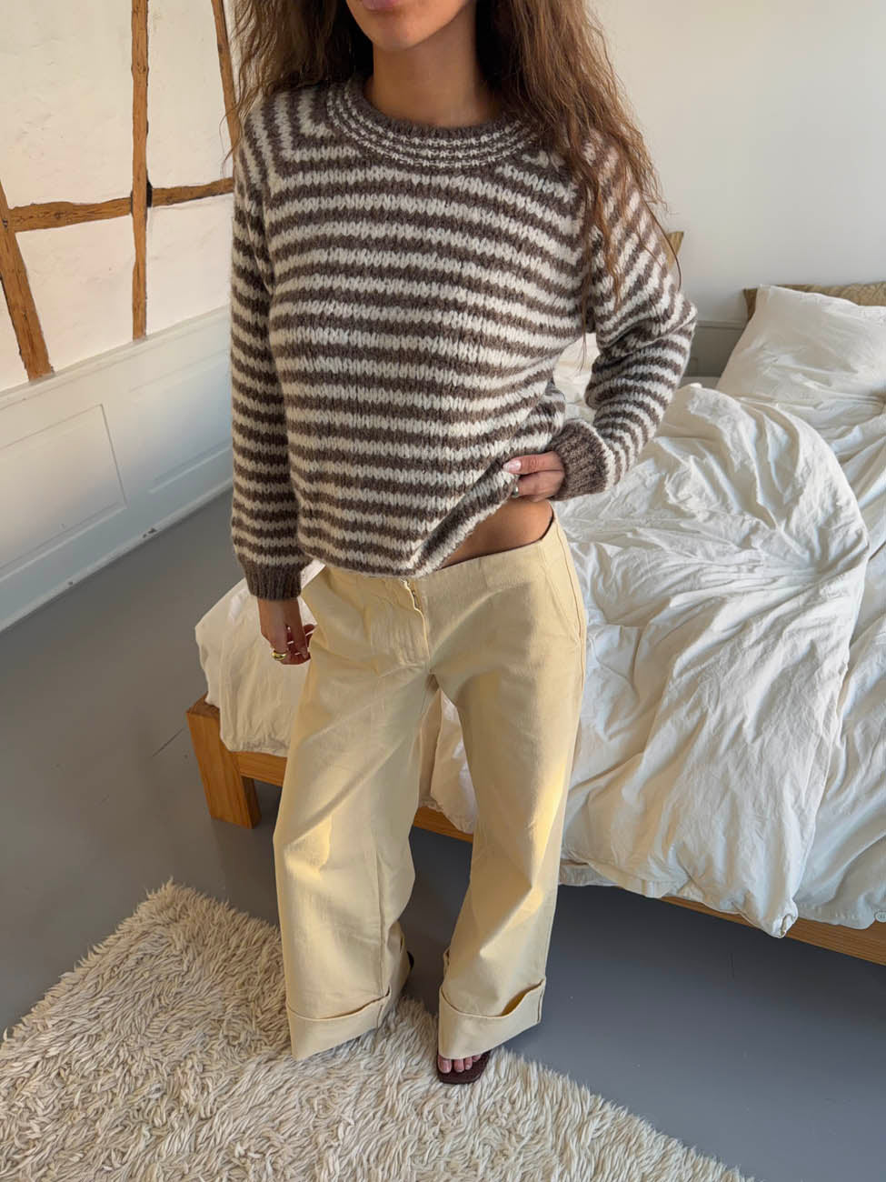 Zeya striktrøje med striber - Hvid/taupe
