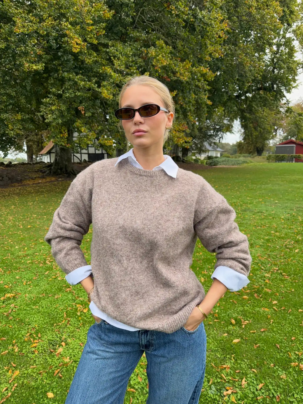 Orla strikbluse - Taupe