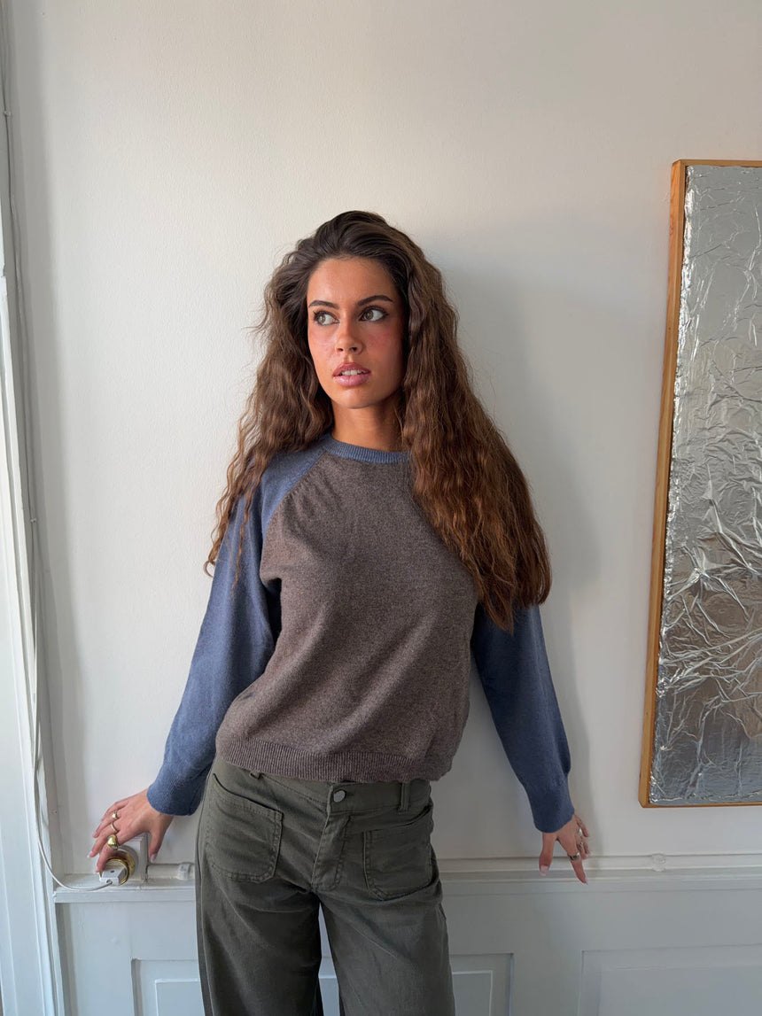 Oliva striktrøje - Blå/brun