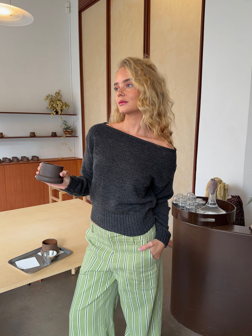 Loni one shoulder striktrøje i uld - Grå