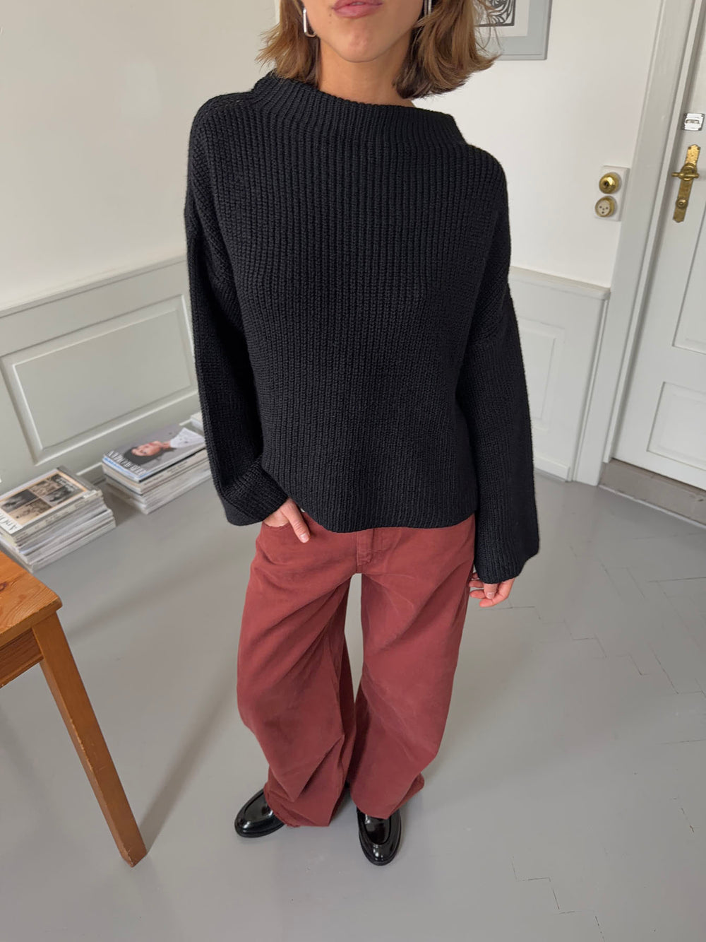 Cholana striktrøje med åben ryg - Sort