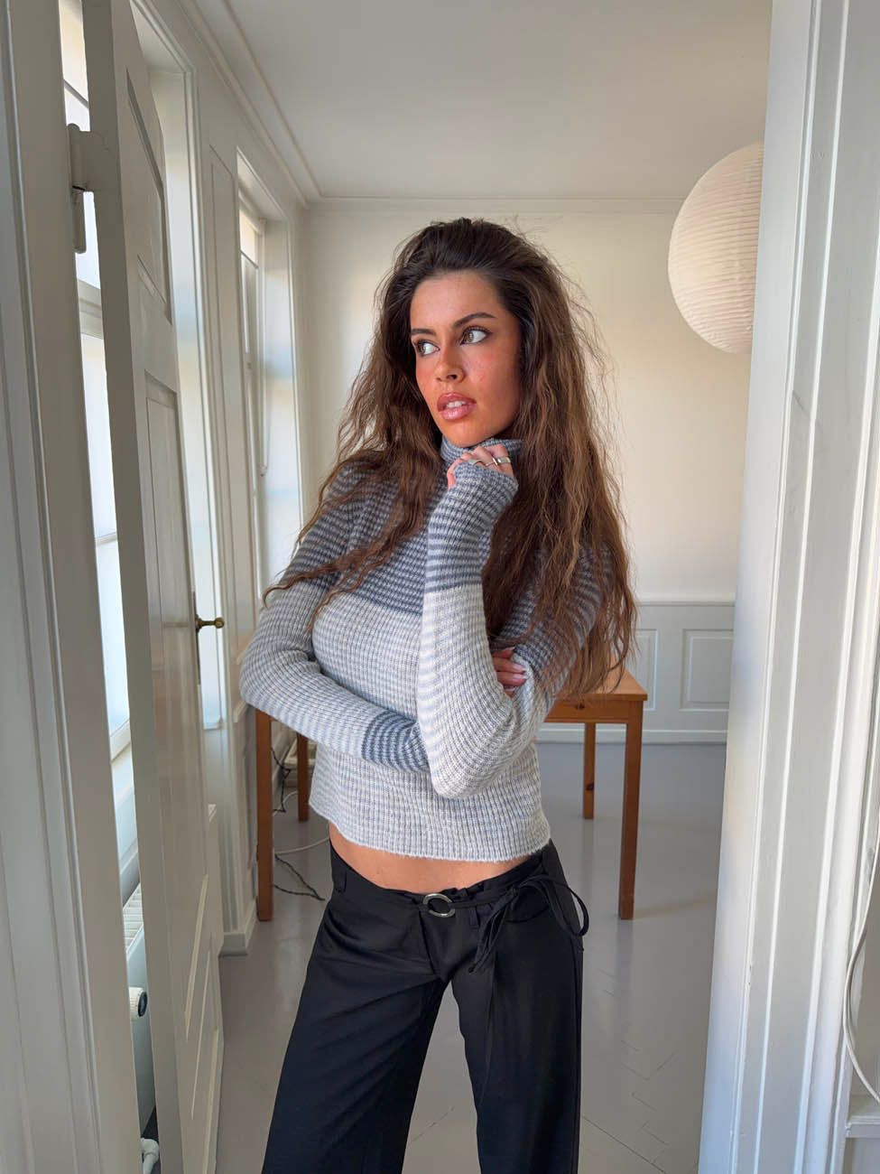 Swela striktrøje med turtleneck - Lyseblå/mørkeblå