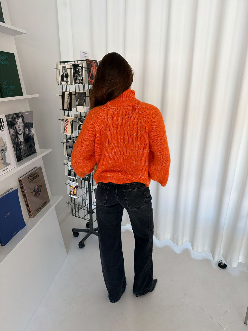 Aire striktrøje med turtleneck - Orange