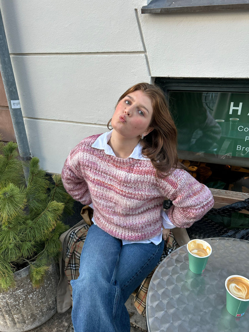 Annabelle striktrøje med striber - Lyserød
