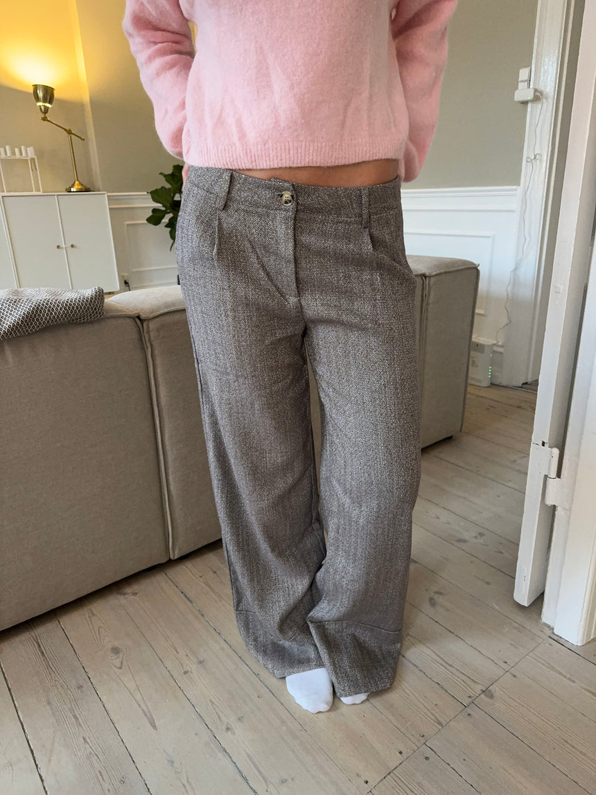 Olia suitbukser med opsmøg - Brun