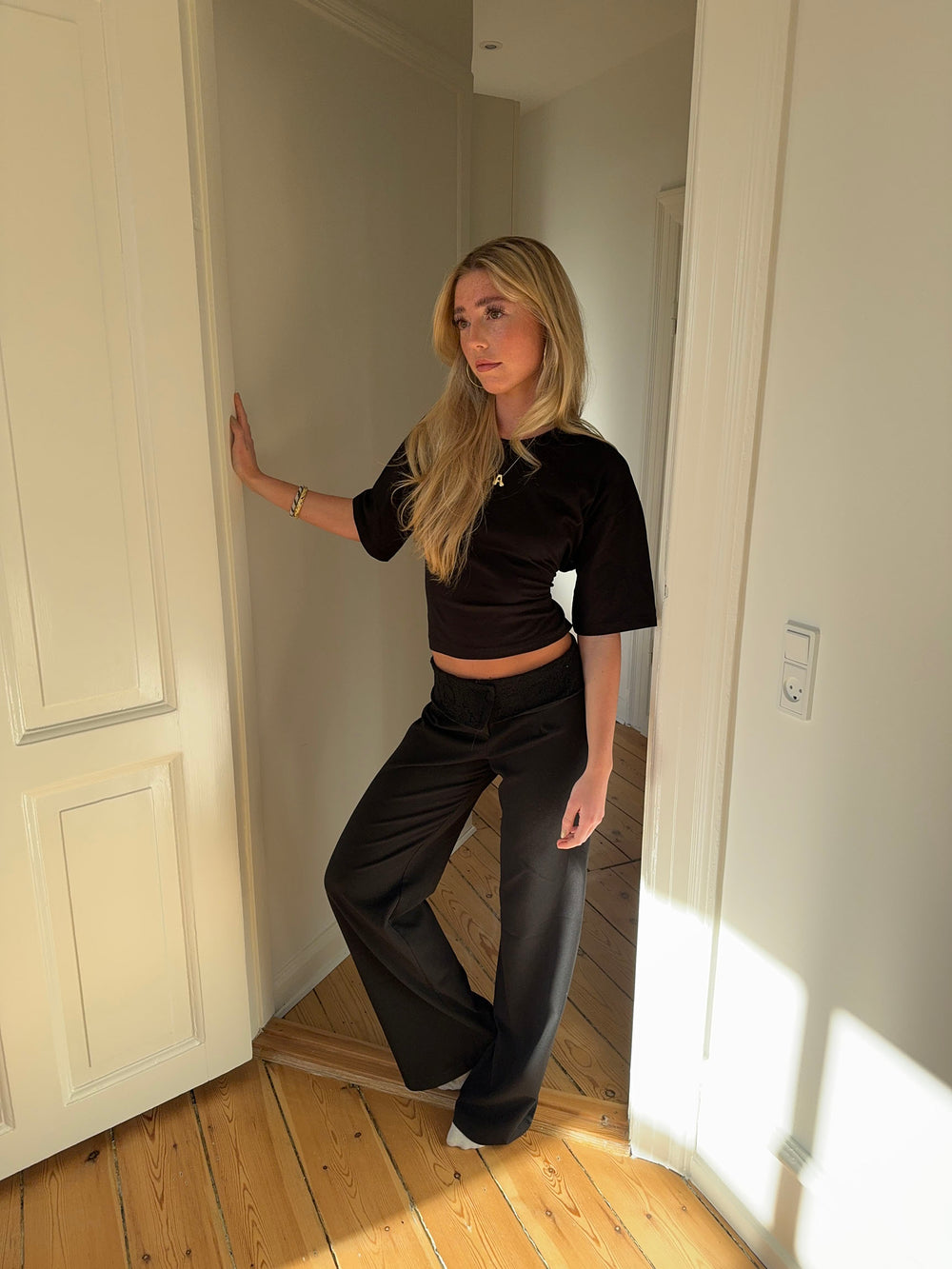 Conida figursyet t-shirt med bånd - Sort